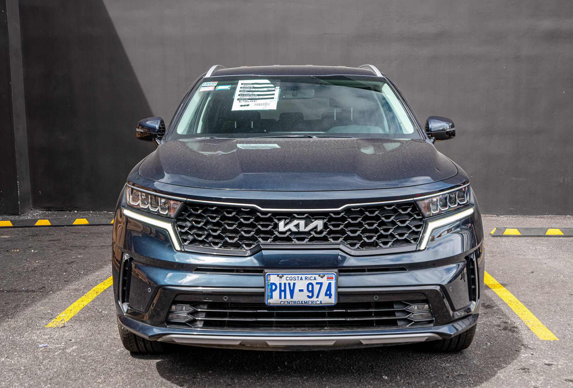 2-PHV974.jpg