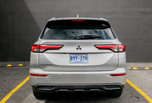 4-BYY279.jpg