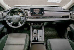 5-BYY279.jpg