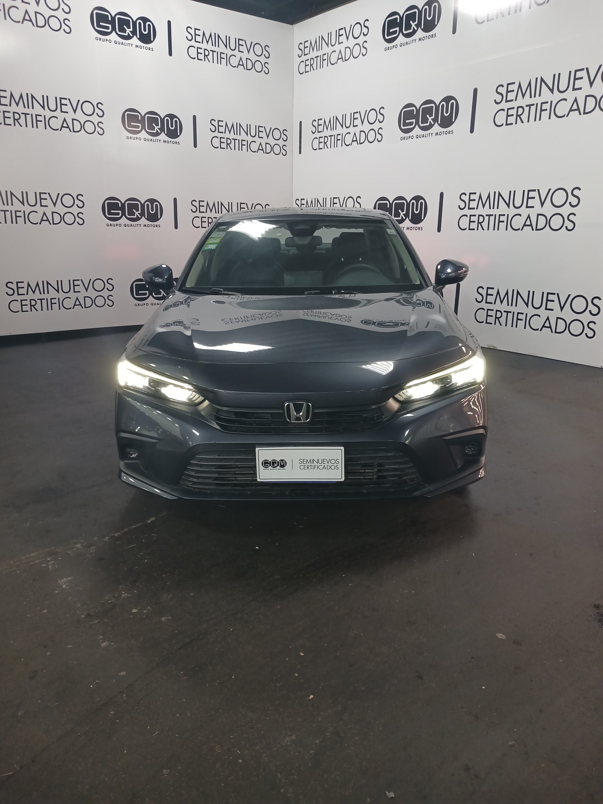 Honda Civic EX usado en venta en Costa Rica, sedán seminuevo con respaldo de agencia