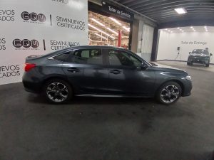 Honda Civic EX sedán usado con garantía, vehículo confiable y económico en Costa Rica