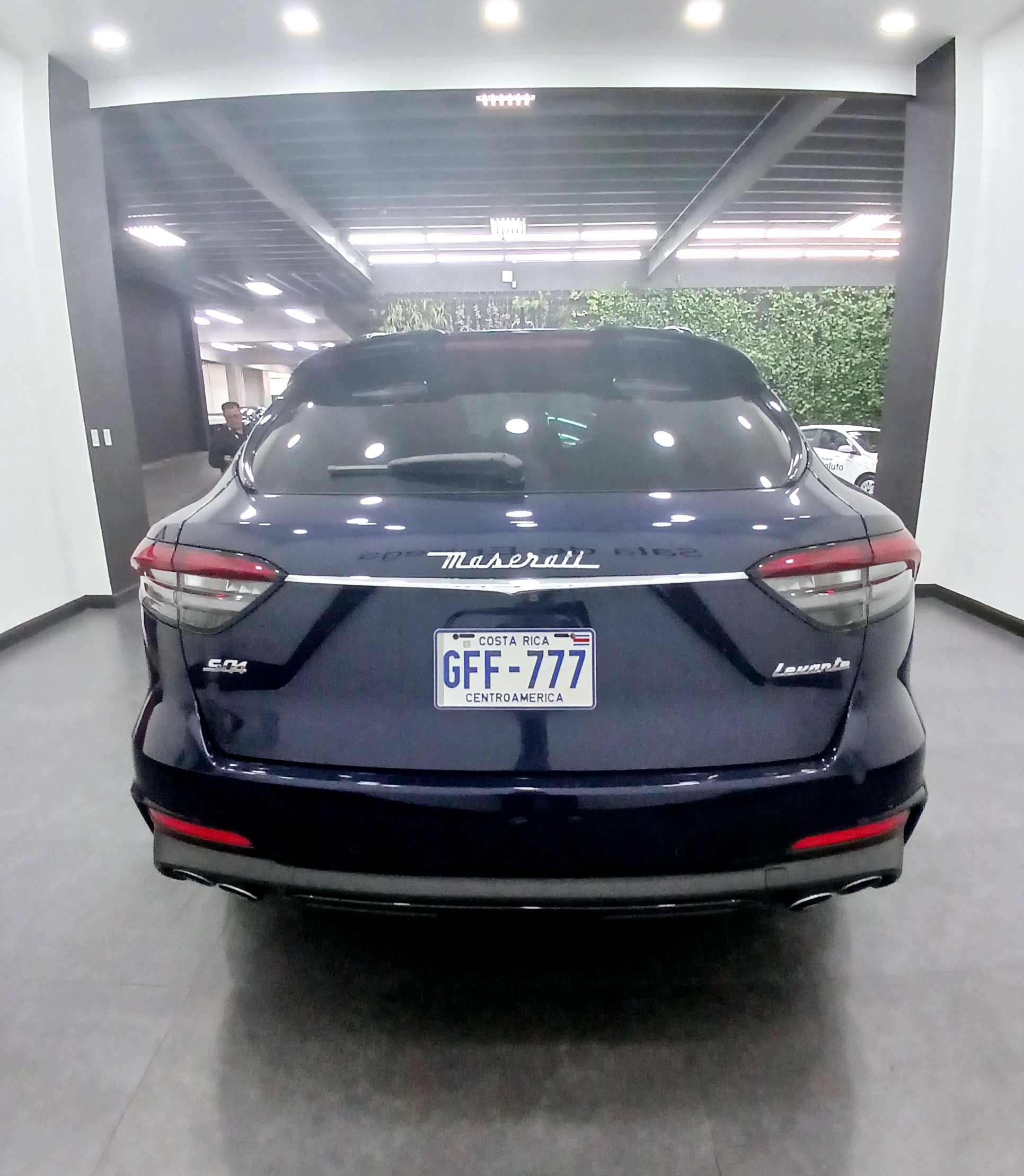Maserati Levante Gransport en venta en Costa Rica, SUV seminueva Maserati con financiamiento y garantía
