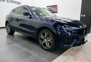 Maserati Levante Gransport SUV de lujo usada con garantía, vehículo seminuevo disponible en Costa Rica