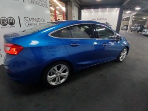 Chevrolet Cruze Premier sedán usado con garantía, vehículo confiable disponible en Costa Rica