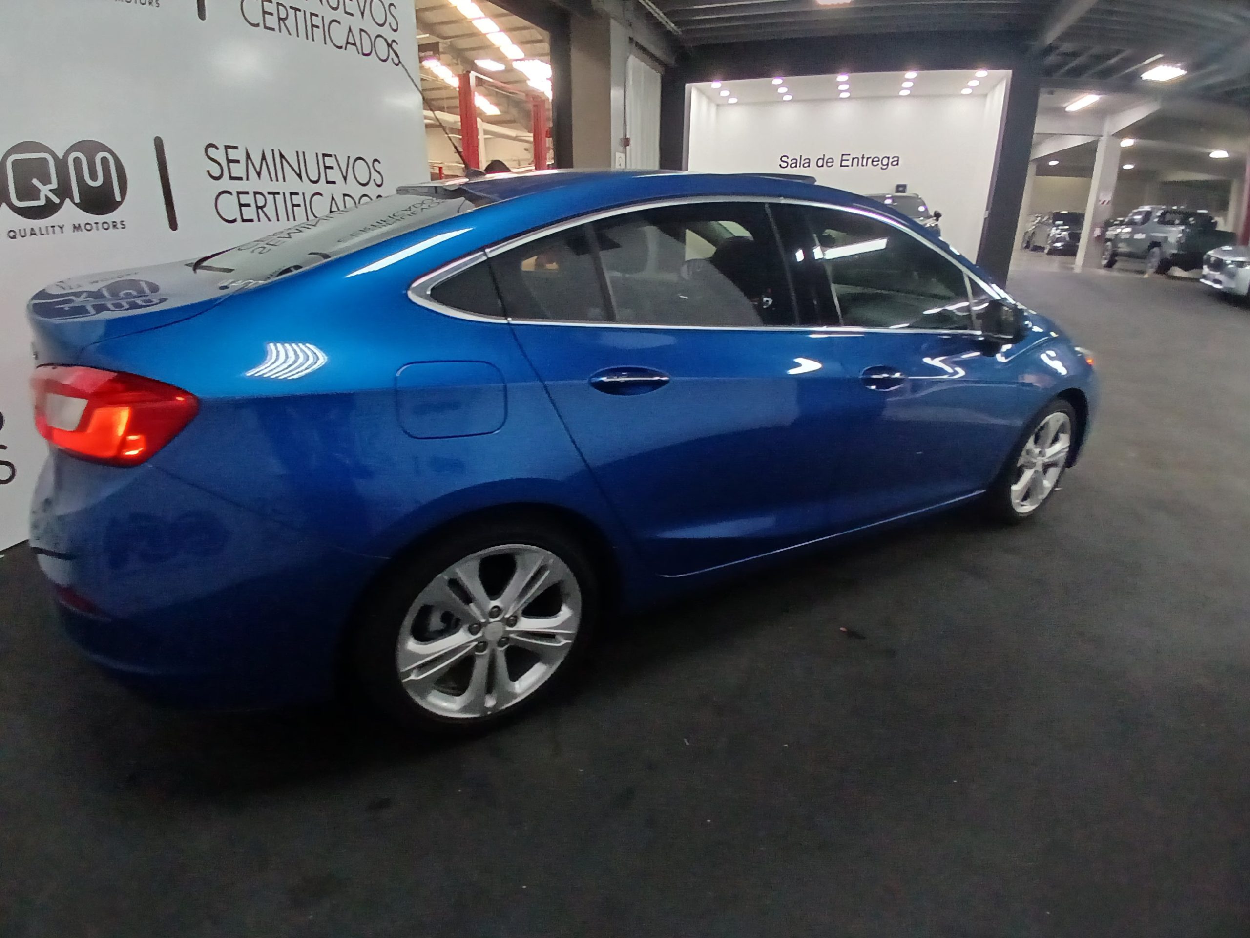 Chevrolet Cruze Premier sedán usado con garantía, vehículo confiable disponible en Costa Rica